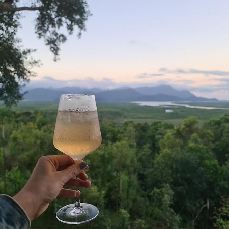 Aparthotel Vista Hinchinbrook Cardwell Exterior foto