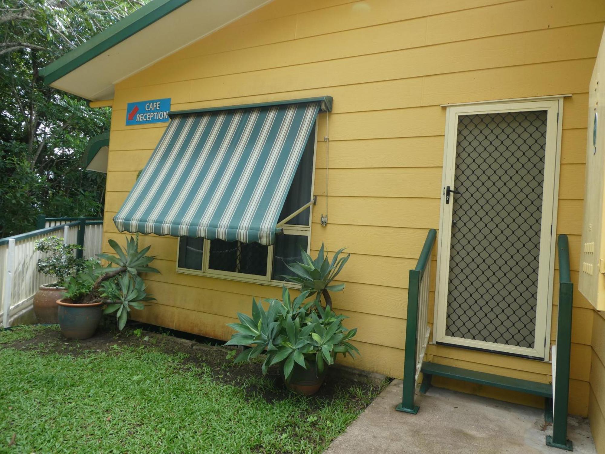 Aparthotel Vista Hinchinbrook Cardwell Exterior foto