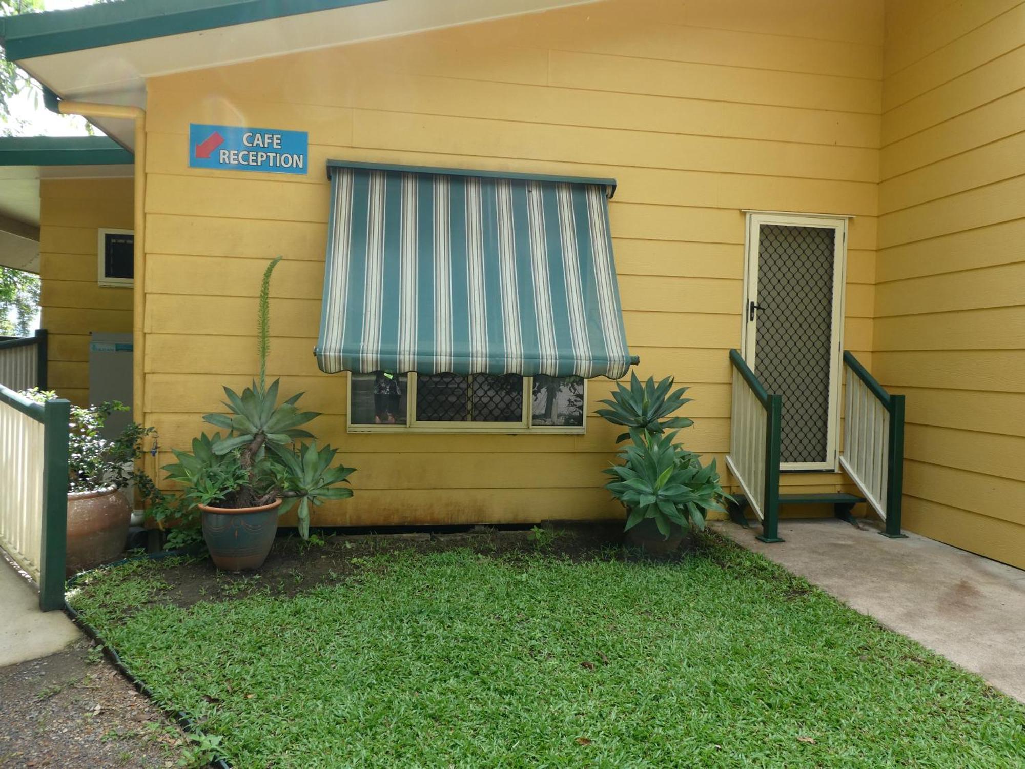 Aparthotel Vista Hinchinbrook Cardwell Exterior foto